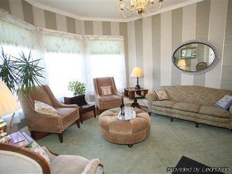 Bed and Breakfast The Atrium Fort Bragg Zimmer foto