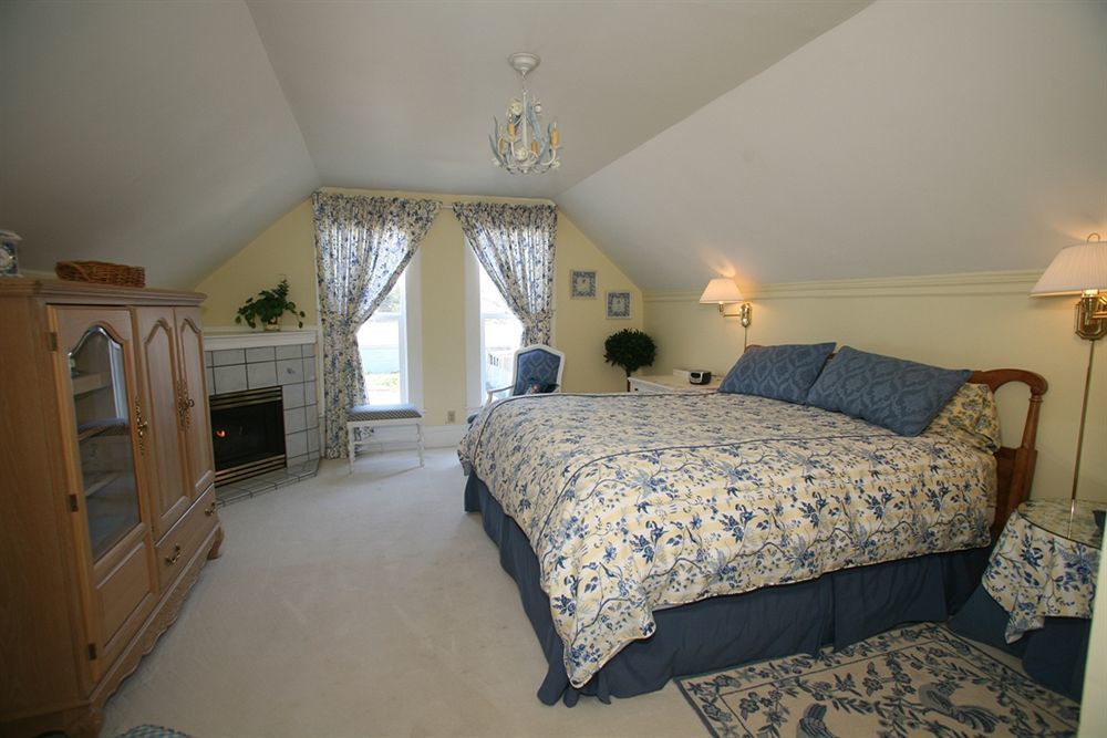 Bed and Breakfast The Atrium Fort Bragg Zimmer foto